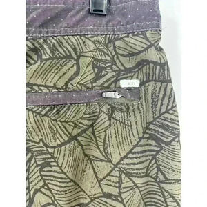 Vuori Olive Green Patterned Men's Flat Front Shorts